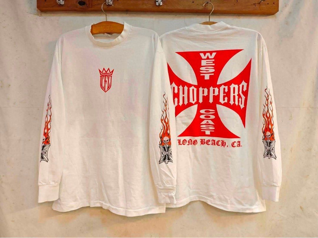 Choppers Longsleeve (Category: Coats, Jackets and Outerwear) located in Manila. Submitted by trademarksallstyleshoppe (Listing ID 1463259424, Image 1). Description: Thailand Bootleg L / XL No side seam Single stitch.