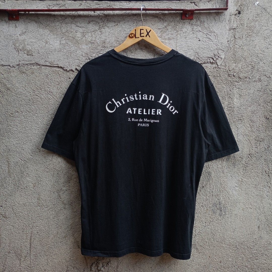 CHRISTIAN DIOR ATELIER (Category: Tshirts & Polo Shirts ) located in Koronadal. Submitted by thriflex.29 (Listing ID 1463272552, Image 2). Description: CHRISTIAN DIOR ATELIER Size On Tag: Large Measurements: Width 21.5 Length 27.5 Condition: 9/10 - Excellent Colorate: 9.5/10 Issue: Pinholes Mine: 400.