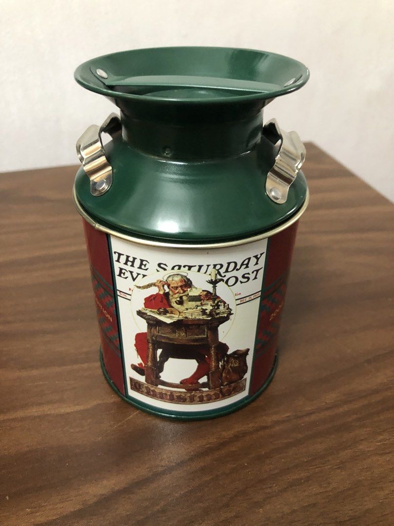 Christmas Can Canister (Category: Food Organization & Storage) located in Cavite. Submitted by surplus_atbp (Listing ID 1463160420, Image 1). Description: .
