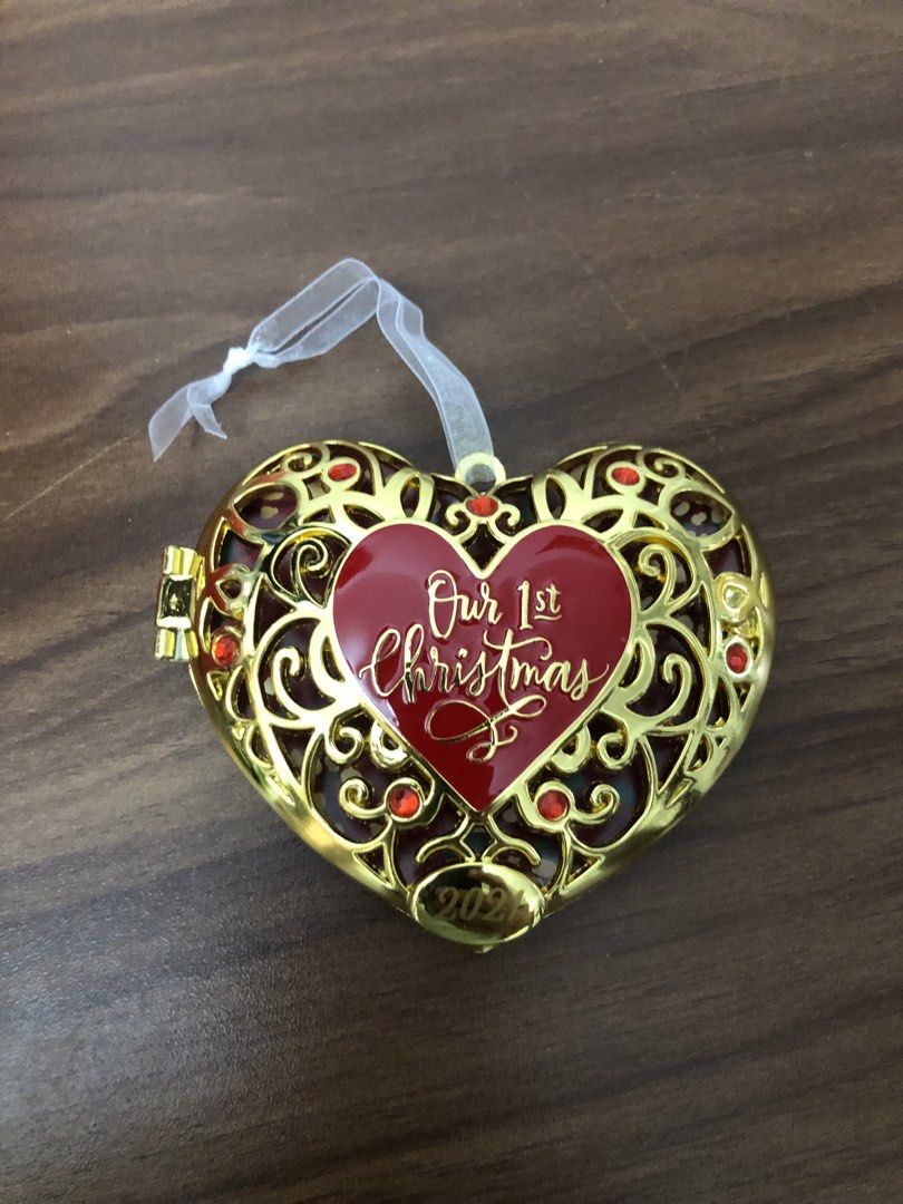 Christmas Ornament (Category: Other Home Decor) located in Cavite. Submitted by surplus_atbp (Listing ID 1463160055, Image 2). Description: .