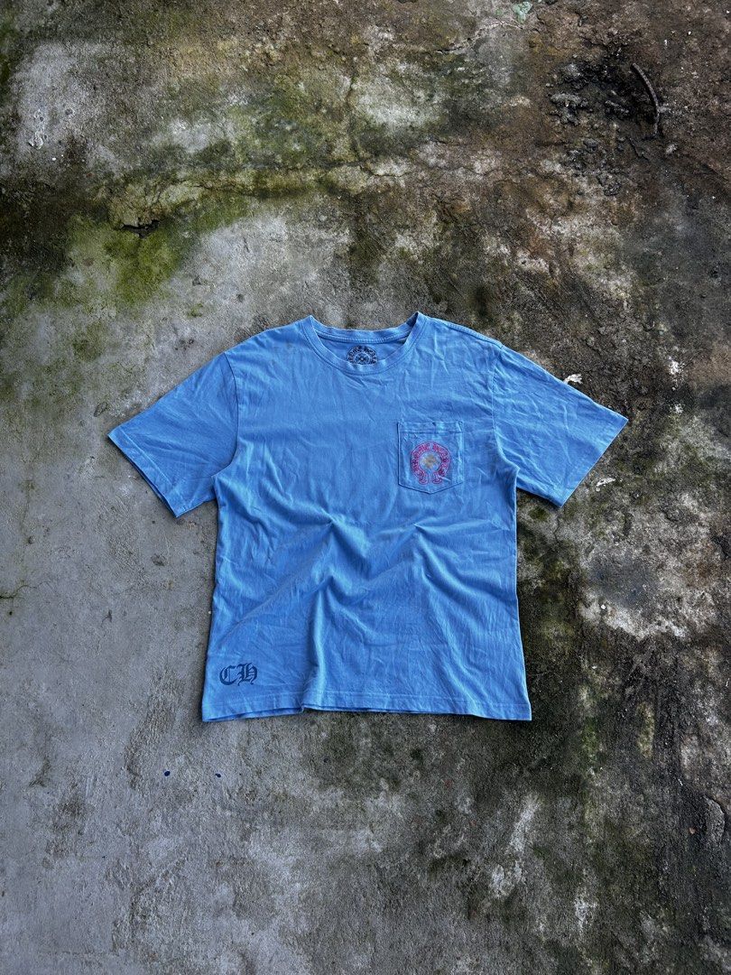 Chrome Hearts Miami Exclusive Horseshoe Basel Tee (Category: Tshirts & Polo Shirts ) located in Balanga. Submitted by nothingtohold.co (Listing ID 1463201053, Image 1). Description: Chrome Hearts Miami Exclusive Horseshoe Basel Tee Medium on tag | 20.7 width | 27 length |9.5 condition Issue: dirt stains shoulder part Gcash | jnt | bataan Vouch~vc.