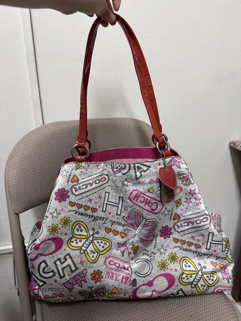 Coach AVAILABLE (Category: Luxury Bags & Wallets) located in Cabanatuan. Submitted by dgbordador (Listing ID 1463175812, Image 3). Description: - Brand: Coach - Type: Shoulder Bag - Style: Chic and versatile Check my page for individual details and prices 💗.