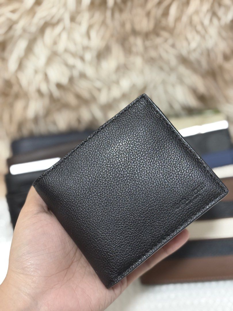 COACH BIFOLD 3in1 MENS (Category: Wallets & Card holders) located in Marikina City. Submitted by airamarie999 (Listing ID 1463231754, Image 2). Description: .