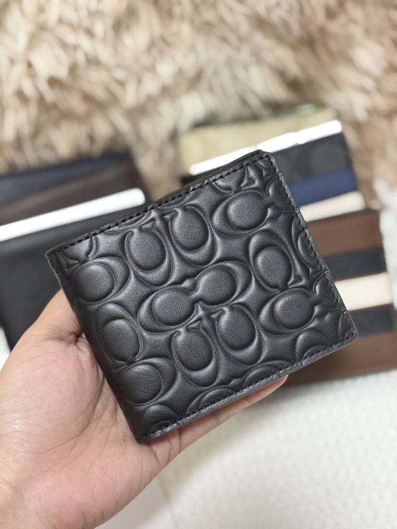 COACH BIFOLD 3in1 MENS (Category: Wallets & Card holders) located in Marikina City. Submitted by airamarie999 (Listing ID 1463231754, Image 3). Description: .