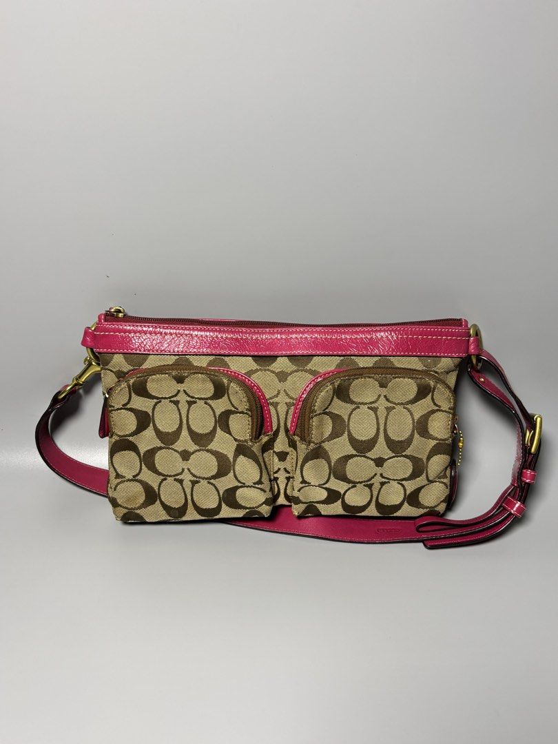 Coach Double Pocket y2k shoulder bag (Category: Luxury Bags & Wallets) located in Manila. Submitted by jjeannyx (Listing ID 1463268396, Image 1). Description: - bought this from japan - personal used - with hangtag - no major issue - authentic.