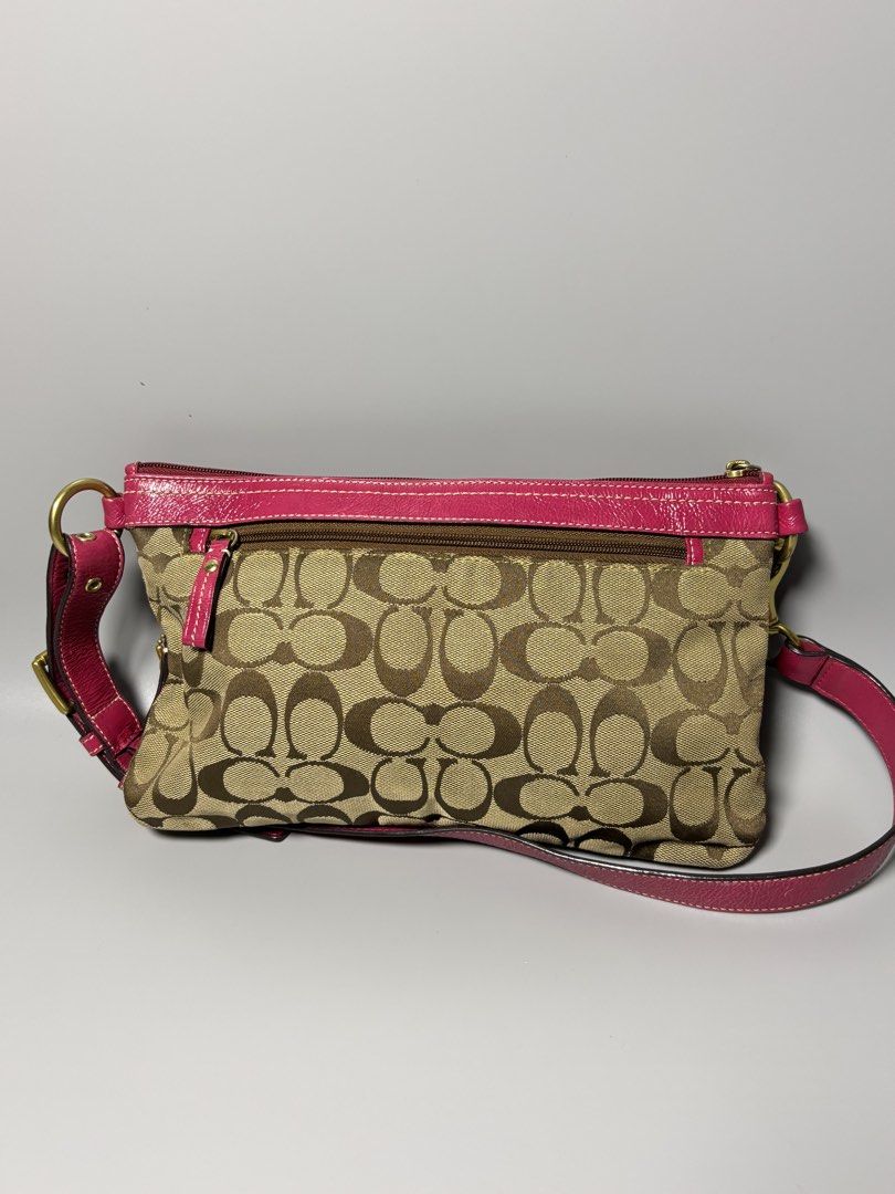 Coach Double Pocket y2k shoulder bag (Category: Luxury Bags & Wallets) located in Manila. Submitted by jjeannyx (Listing ID 1463268396, Image 3). Description: - bought this from japan - personal used - with hangtag - no major issue - authentic.
