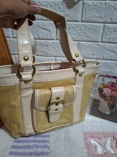 (Category: ) located in . Submitted by ynez.luxurypicksph (Listing ID 1463134973, Image 1). Description: .