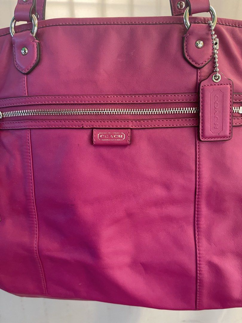 Coach pink tote bag leather (Category: Tote Bags) located in Quezon City. Submitted by brandmanila (Listing ID 1463155144, Image 2). Description: .