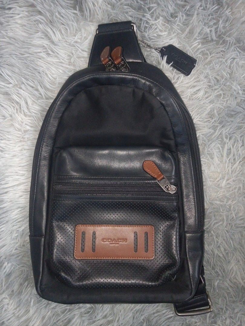 Coach terrain pack sling bag (Category: Luxury Bags & Wallets) located in Panabo. Submitted by sinneddasalla (Listing ID 1463205227, Image 1). Description: coach terrain pack sling bag sign of used only color - black 9.5/10 color rate good condition color may vary due to lightning 📸 Location: Panabo City, Davao Del Norte.