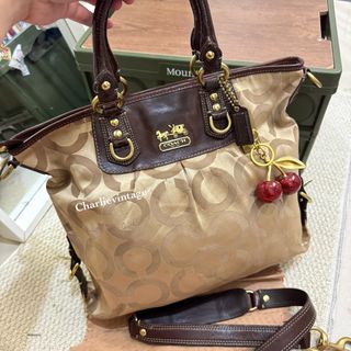 （分類：）位於 。 由 610vintagestore 提交（商品編號 1463291830，圖片 1）。簡介： 。