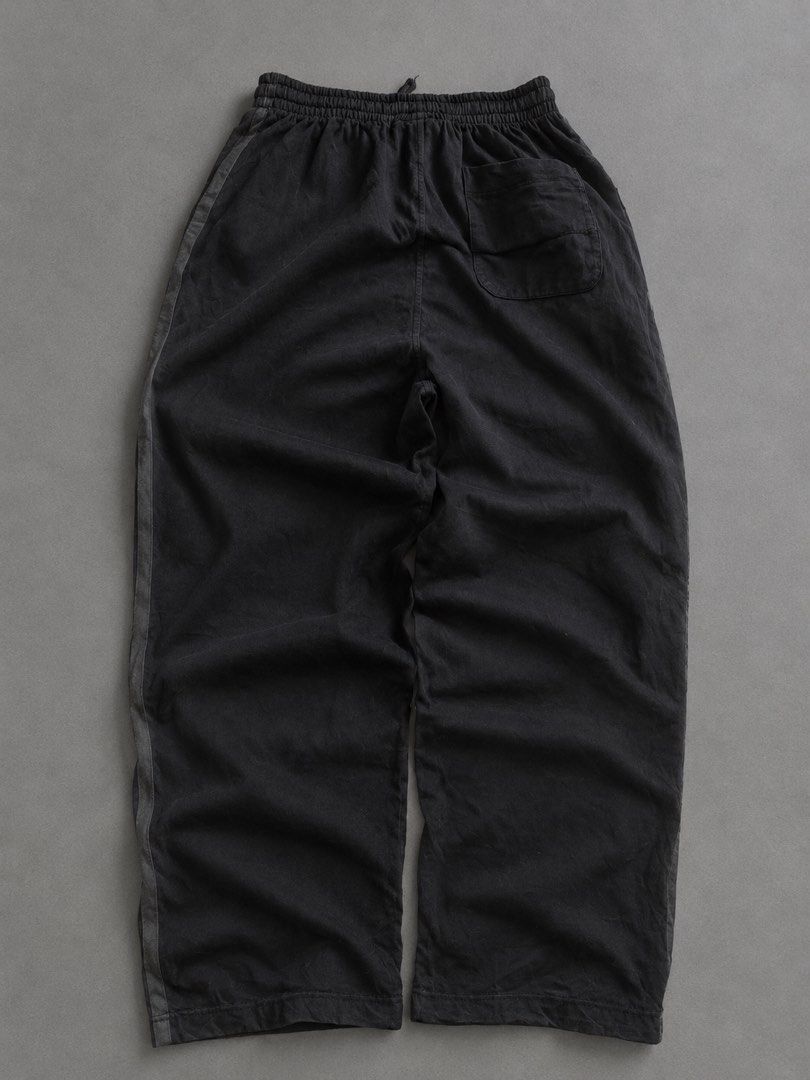 Codegraphy baggy stripe sweat pants (Category: Joggers) located in Tagum. Submitted by clent.josh (Listing ID 1463150838, Image 2). Description: .