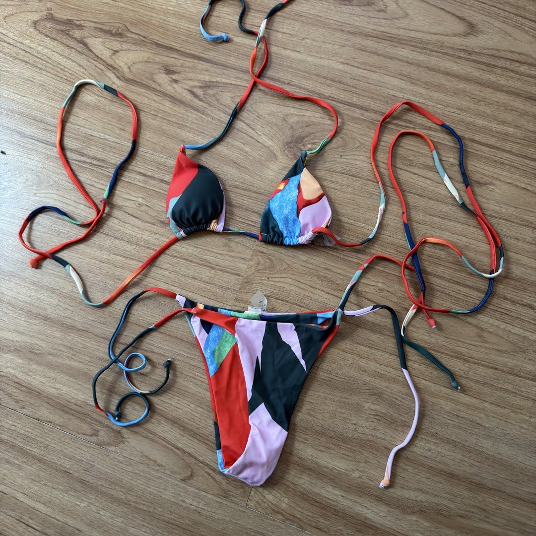 Colorful Abstract Print String Bikini (Category: Bikinis & Swimsuits) located in Paranaque City. Submitted by jlfc_onlineshop (Listing ID 1463187615, Image 1). Description: Used once Discount applicable for multiple items No WW photos, No Stains Payment-first basis Bpi/Maya only.