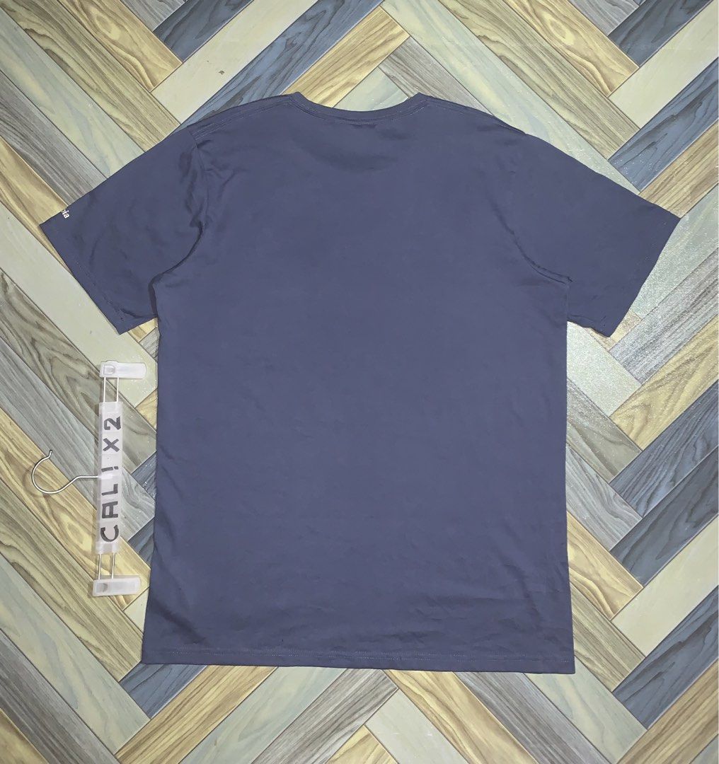 COLUMBIA SHIRT (Category: Tshirts & Polo Shirts ) located in Kapalong. Submitted by ac_thrift (Listing ID 1463264698, Image 2). Description: COLUMBIA SHIRT Size: XL Dimes: W21.6 x L29 Color rate: 10/10 Condition: Excellent/ Good as new MoP: Gcash Location: Mindanao, Davao del Norte, Kapalong, 8113.