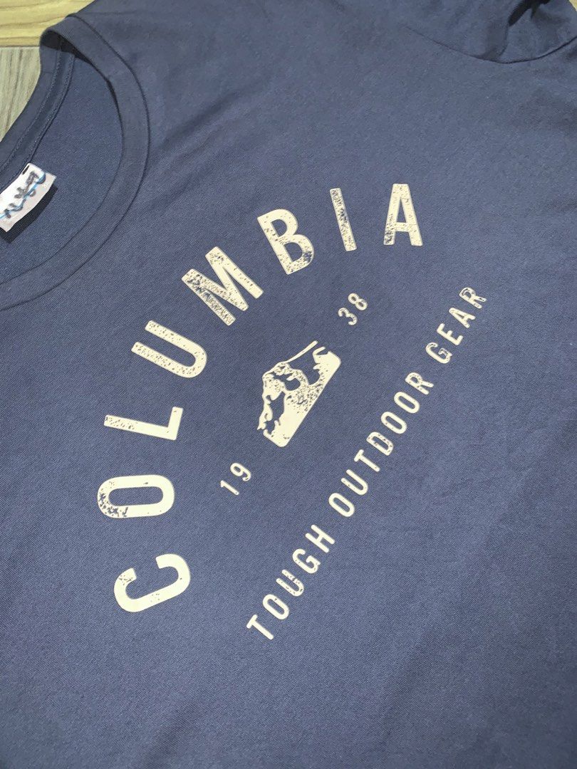 COLUMBIA SHIRT (Category: Tshirts & Polo Shirts ) located in Kapalong. Submitted by ac_thrift (Listing ID 1463264698, Image 3). Description: COLUMBIA SHIRT Size: XL Dimes: W21.6 x L29 Color rate: 10/10 Condition: Excellent/ Good as new MoP: Gcash Location: Mindanao, Davao del Norte, Kapalong, 8113.