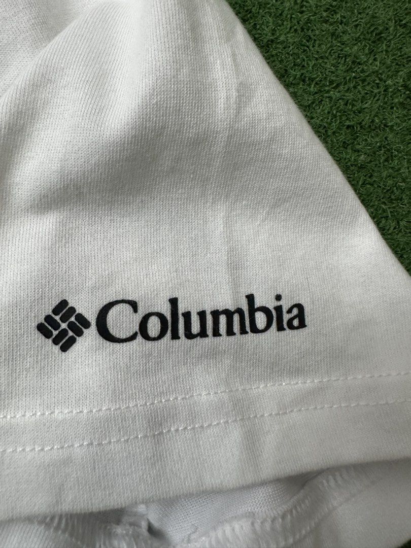Columbia Tiger Point Graphic Tee (Category: Tshirts & Polo Shirts ) located in San Fernando. Submitted by jazzclosetest2018 (Listing ID 1463247232, Image 3). Description: My Location: San Fernando, Pampanga📍 Payment 1st Transaction! Columbia Tiger Point Graphic Tee Size: Large (Hard Tag) L28" * W21" Very Good Condition *Needs re-wash only see last pic. for reference. Legit/Authentic P 450.00 + SF.
