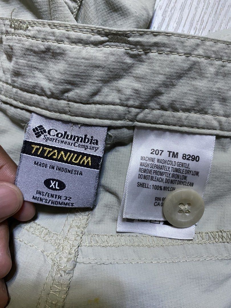 Columbia Titanium Cargo Shorts packable (Category: Shorts) located in Pasig City. Submitted by terrencec34805 (Listing ID 1463283081, Image 3). Description: - Columbia Titanium Convertible Cargo In very good condition Size:XL Size:38 Length:19.