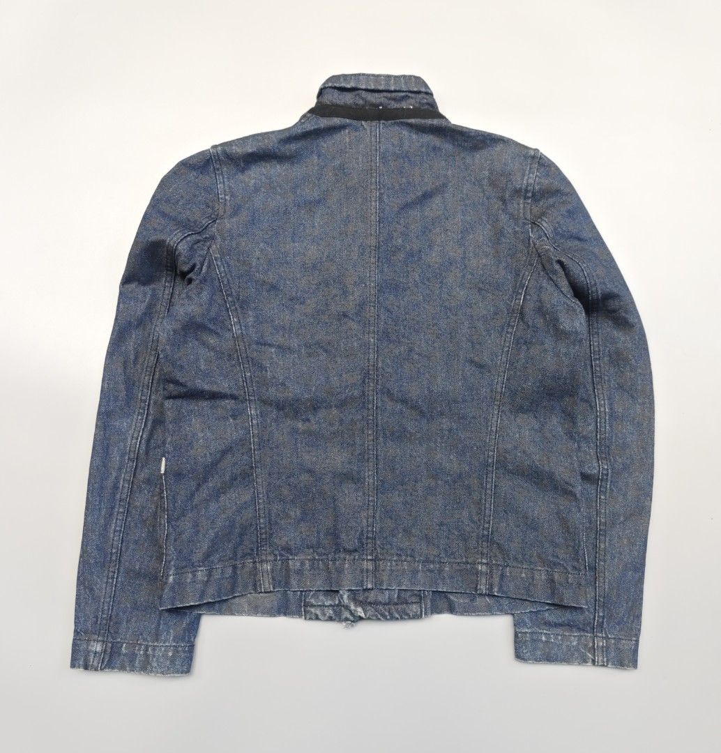 Comme des garcons robe de chambre (Japan made) (Category: Coats, Jackets and Outerwear) located in Baguio. Submitted by archival_thrifted.ph. (Listing ID 1463219348, Image 3). Description: FOR SALE ‼️ .COMME DES GARCONS ROBE DE CHAMBRE DENIM WOMENS JACKET .MADE IN JAPAN 🇯🇵 .💯 AUTHENTIC . EXCELLENT CONDITION .SIZE MEDIUM ON TAG .PHP 4800 PLUS SF .❌❌ COP/COD .MOP GCASH .COURIER J&T .BAGUIO AREA .DM FOR SURE BUYER TY.