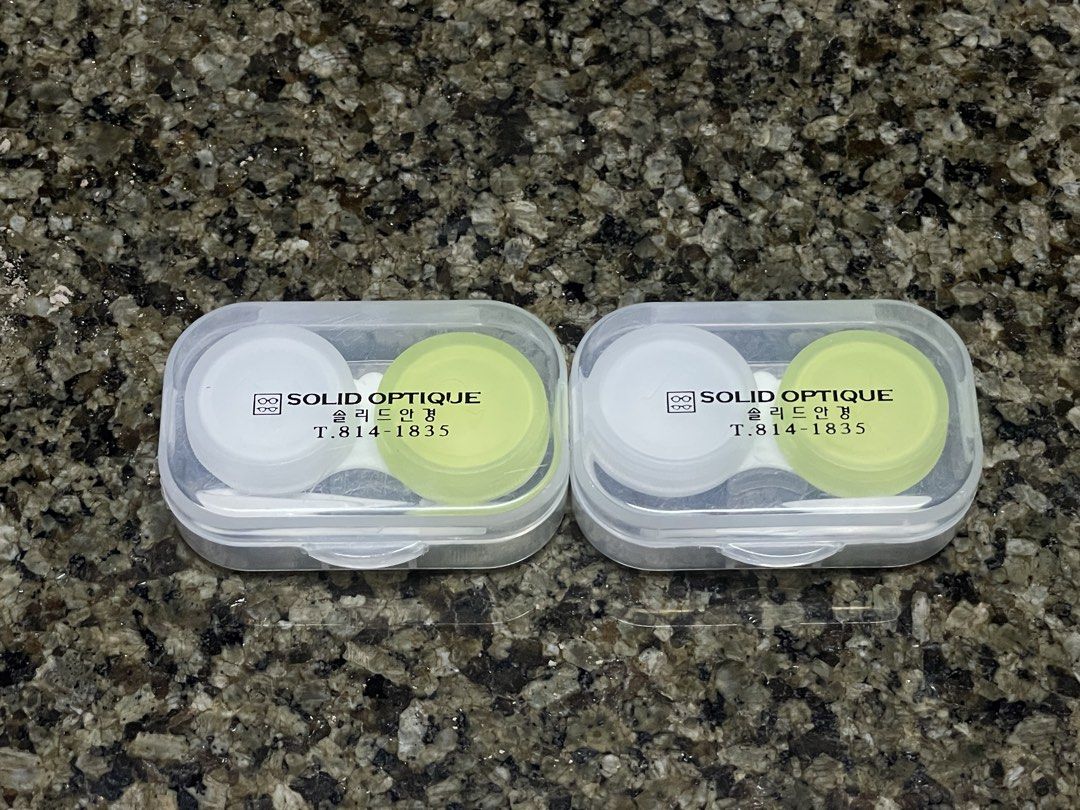 Contact Lens Case Set w/ Tweezers (Category: Vision Care) located in Manila. Submitted by casssee (Listing ID 1463159795, Image 1). Description: Contact Lens Case and Tweezers PHP 75 each BOTH FOR PHP 140 • Each case includes a white and a lime green cap • Comes with a tweezer for handling lenses • Ideal for travel or everyday use • Ensures your contact lenses stay clean and secure.