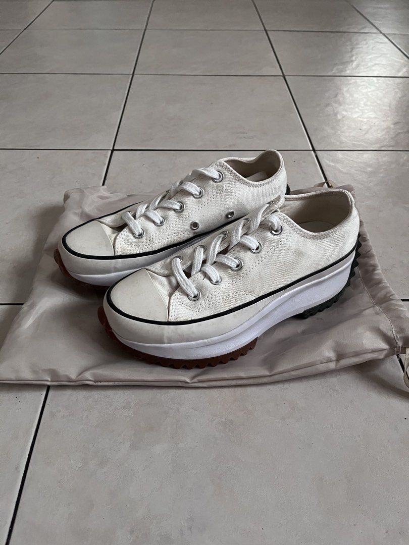 Converse Run Star Hike Low Top White Canvas (Category: Sneakers) located in Manila. Submitted by ayeechii (Listing ID 1463141169, Image 2). Description: - White Converse Run Star Hike low tops - Canvas material - Platform sole for added height - Modern take on the classic Chuck Taylor style - Comes with original dust bag - Ideal for everyday wear original/authentic converse run star hike sneakers w/ og converse shoes cover white color 10/10 excel