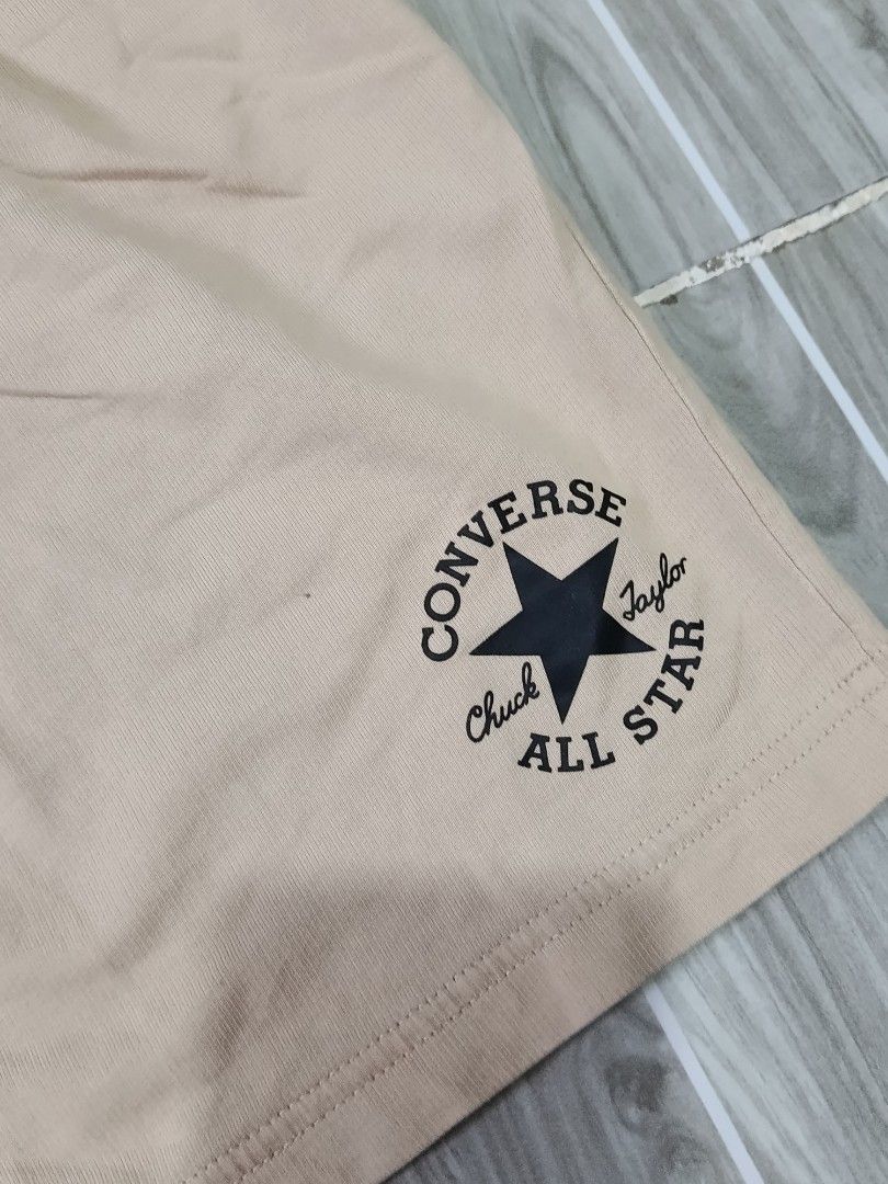 CONVERSE SWEAT SHORT (freeshipping) (Category: Shorts) located in Quezon City. Submitted by gyl-stop (Listing ID 1463275086, Image 2). Description: free shipping 22 - 26 x 18 very good condi cr: 9.8/10 issue: 2 ballpen stain sa harap.