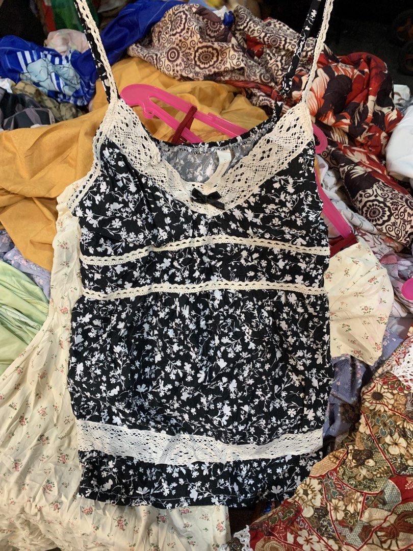 Coquette Babydoll Top (Category: Sleeveless) located in Kabankalan. Submitted by leans_closet (Listing ID 1463226149, Image 2). Description: S-m.