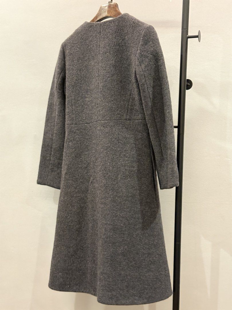 COS MINIMALIST WOOL COLLARLESS COAT (Category: Coats, Jackets and Outerwear) located in Dagupan City. Submitted by size.spectrum (Listing ID 1463197244, Image 3). Description: 100% WOOL SIZE 34 SMALL CAN FIT UP TO ASIAN MEDIUM LIKE NEW MINIMALIST Width: 17 inches Length: 39.5 inches Winter coat 100%wool minimalist coat outerwear wool coat winter fashion quiet luxury COS COS COAT size 34 .