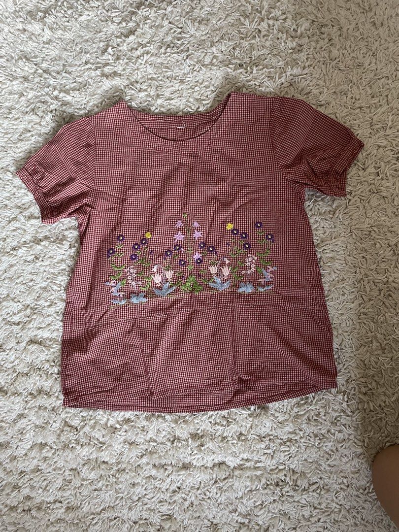 Cottagecore Gingham Flower Blouse (Category: Blouses) located in Quezon City. Submitted by rue.carmias (Listing ID 1463226288, Image 1). Description: only worn once can show more pictures based in qc.