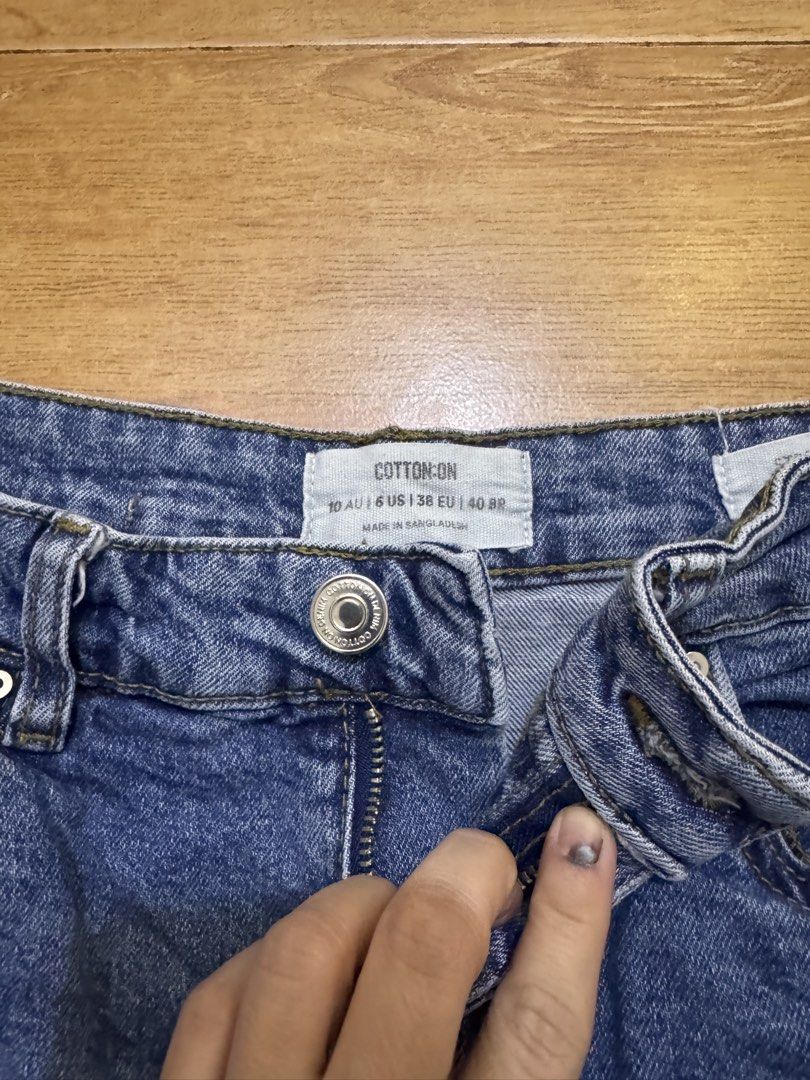 Cotton On (Category: Shorts) located in Caloocan City. Submitted by vanityplum (Listing ID 1463295572, Image 2). Description: .