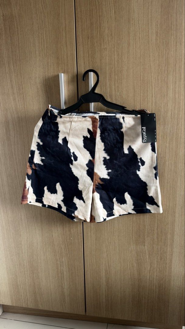 Cow Print Shorts (Category: Shorts) located in Quezon City. Submitted by wearitagain_ (Listing ID 1463123753, Image 1). Description: Bnew with tag! Sooo hq.