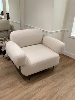 （分類：）位於 。 由 movingagain2024 提交（商品編號 1463159674，圖片 1）。簡介： 。