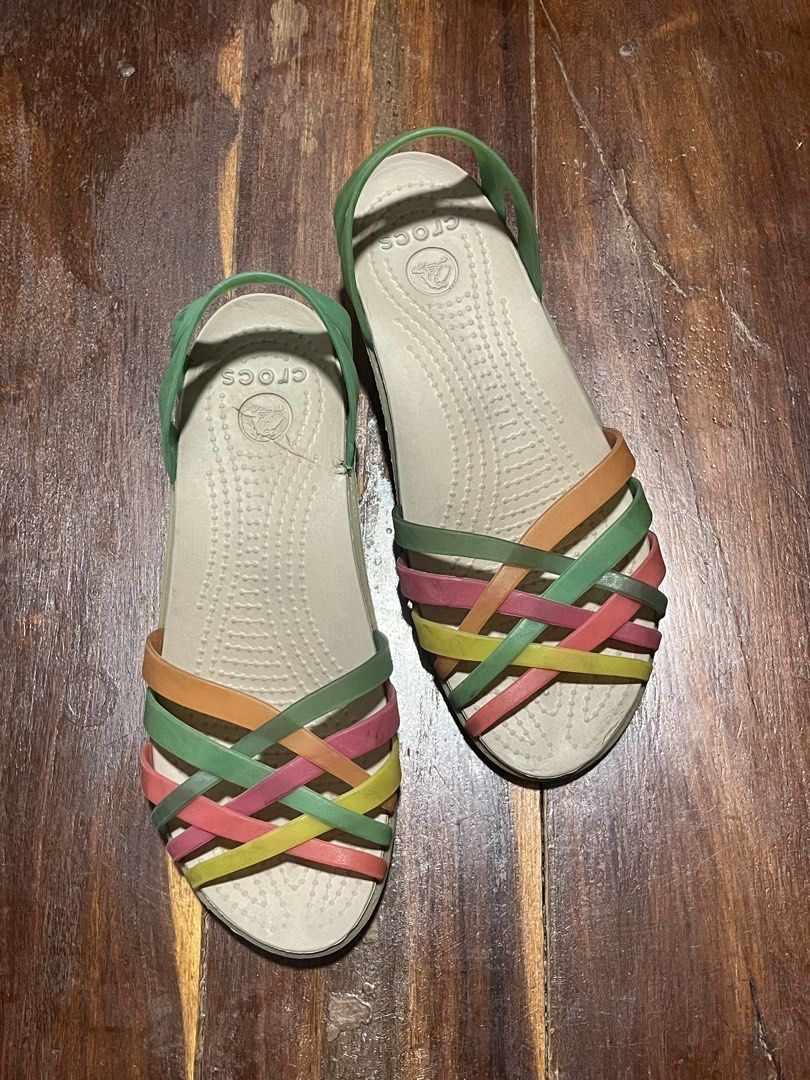 Crocs Isabella Huarache Sandals size US 5 (Category: Flats & Sandals) located in Cavite. Submitted by the.littleswagger.ph (Listing ID 1463183972, Image 1). Description: .