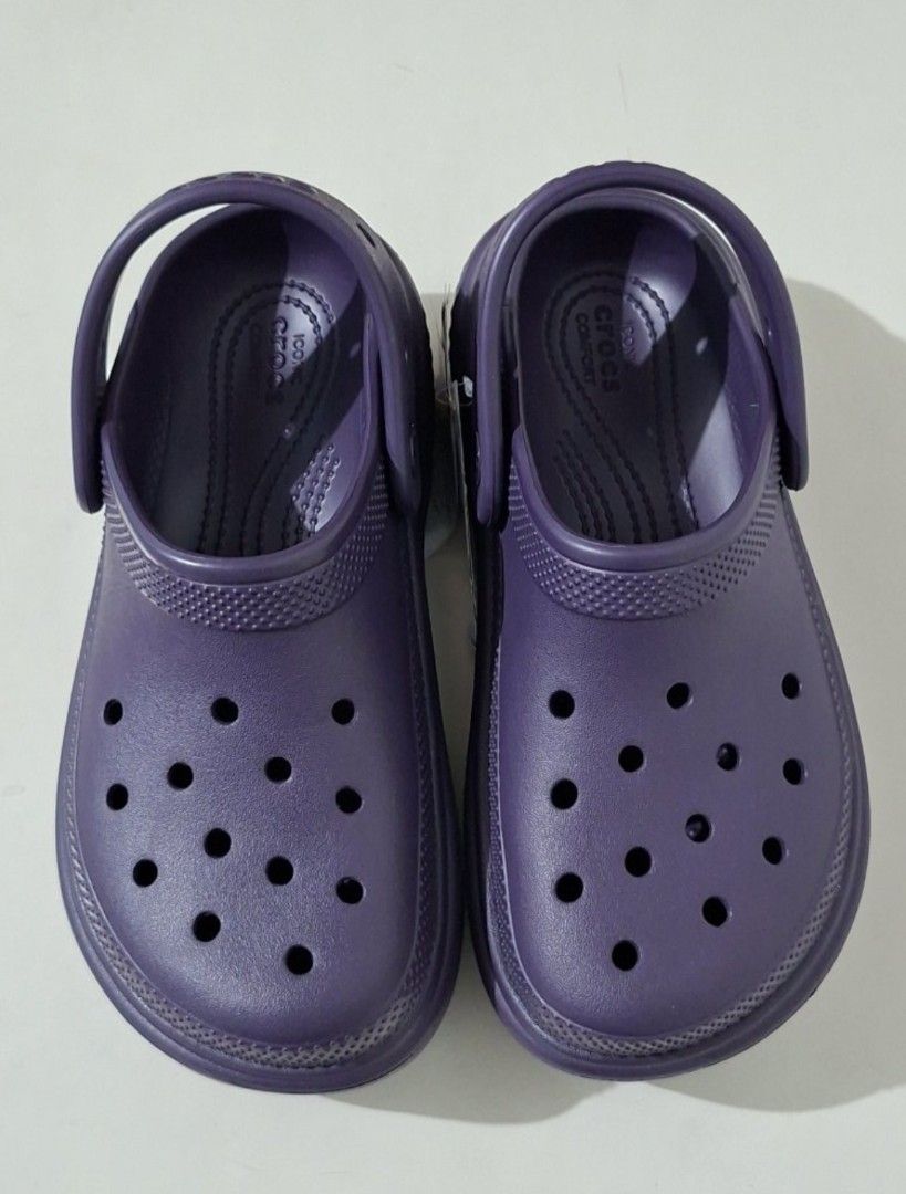 💜 Crocs Stomp Clog – Dark Iris W7 US7.5 (Category: Wedges) located in Taguig. Submitted by authprelovedonlineshop2 (Listing ID 1463158310, Image 2). Description: ### 💜 Crocs Stomp Clog – Dark Iris ✨ **Brand New!** - **Style:** Crocs Stomp Clog - **Color:** Dark Iris - **Size:** W7 / US 7.5 - **Brand new & unused** - **SRP: ₱4,495** - **Selling Price: ₱2,888** 💜 **Get it for only ₱2,888 — way below the original retail price!** **Brand new condi