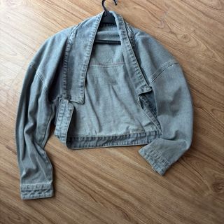 (Category: ) located in . Submitted by jlfc_onlineshop (Listing ID 1463190040, Image 1). Description: .