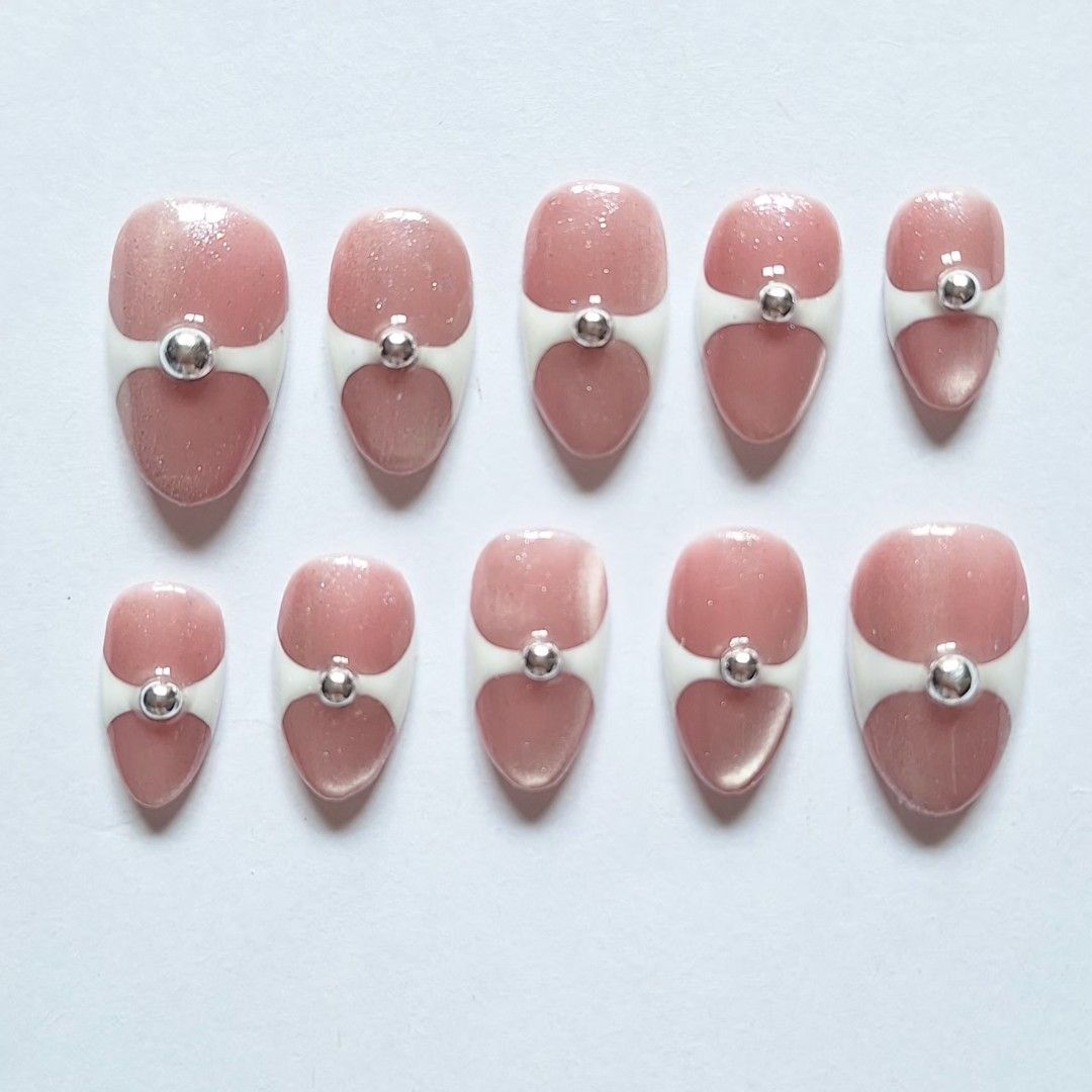 Custom press on nails (Category: Hands & Nails) located in Quezon City. Submitted by luxetips_pressph (Listing ID 1463133960, Image 1). Description: Custom Press On Nails for 250-350php Any shape and length message to order and for inquiries! Inclusions: 📌 Nail Prep Kit (Alcohol Pads, Cuticle Pusher, Nail File) 📌Jelly Glue 📌 Care Card 📌Press On Nails.