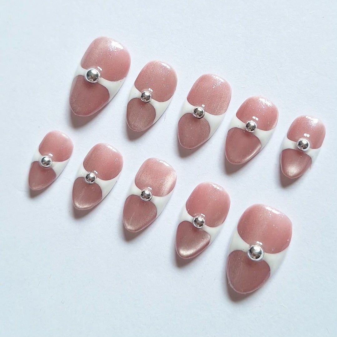 Custom press on nails (Category: Hands & Nails) located in Quezon City. Submitted by luxetips_pressph (Listing ID 1463133960, Image 3). Description: Custom Press On Nails for 250-350php Any shape and length message to order and for inquiries! Inclusions: 📌 Nail Prep Kit (Alcohol Pads, Cuticle Pusher, Nail File) 📌Jelly Glue 📌 Care Card 📌Press On Nails.