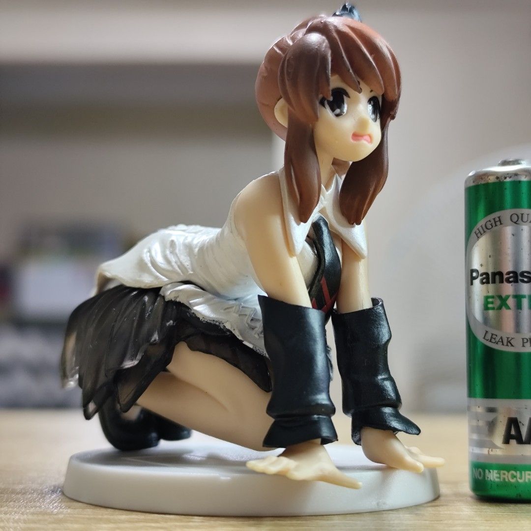 Cute Anime Girl Figure with Base (Category: Figurines & Statues) located in Rizal. Submitted by mamamamawskey_031284 (Listing ID 1463273565, Image 2). Description: - Adorable anime girl figure - Kneeling pose - Includes white display base - Compact size (approx. AA battery) - Perfect for collectors and anime fans - No original box included.