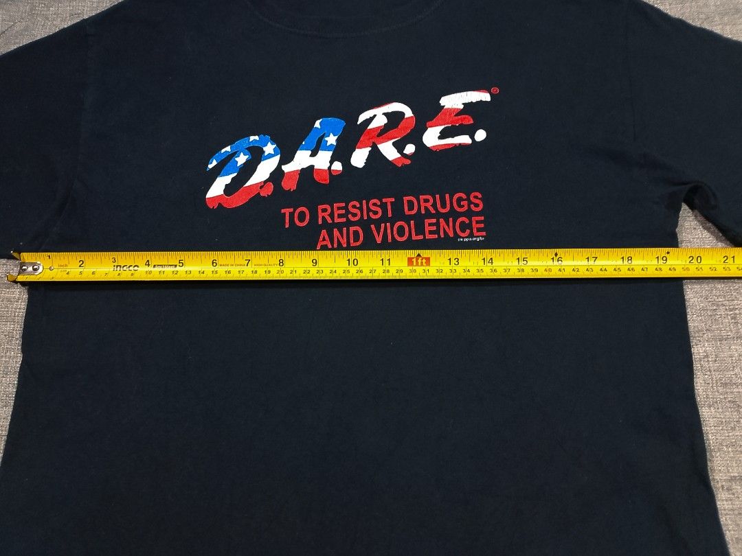 D.A.R.E. black t-shirt (Category: Tshirts & Polo Shirts ) located in Cadiz. Submitted by comradstuff (Listing ID 1463127093, Image 3). Description: D.A.R.E. black t-shirt w 19.5" l 28".
