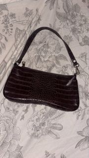 (Category: ) located in . Submitted by bowsthrift (Listing ID 1463210410, Image 1). Description: .
