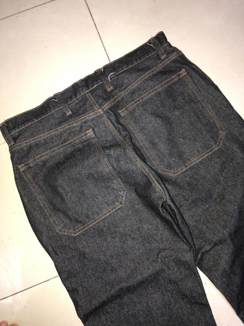 Dark Wash Denim Jeans (Category: Jeans) located in Quezon City. Submitted by jdeealvrz (Listing ID 1463291196, Image 1). Description: - Classic dark wash denim - Straight leg cut - Two back pockets with stitching detail - Button and zip closure - Versatile for everyday, casual, or dressed-up outfits.