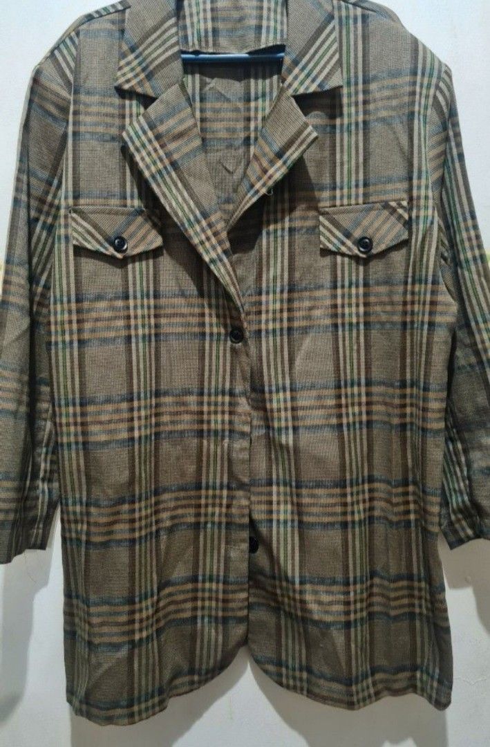 DAZY Plaid Blazer and Shorts Set (Category: Sets or Coordinates) located in Manila. Submitted by jazgotlucky (Listing ID 1463187381, Image 2). Description: - Cute plaid set from DAZY - Relaxed fit blazer with button closure - Matching shorts with elastic waistband - no issue, decluttering.