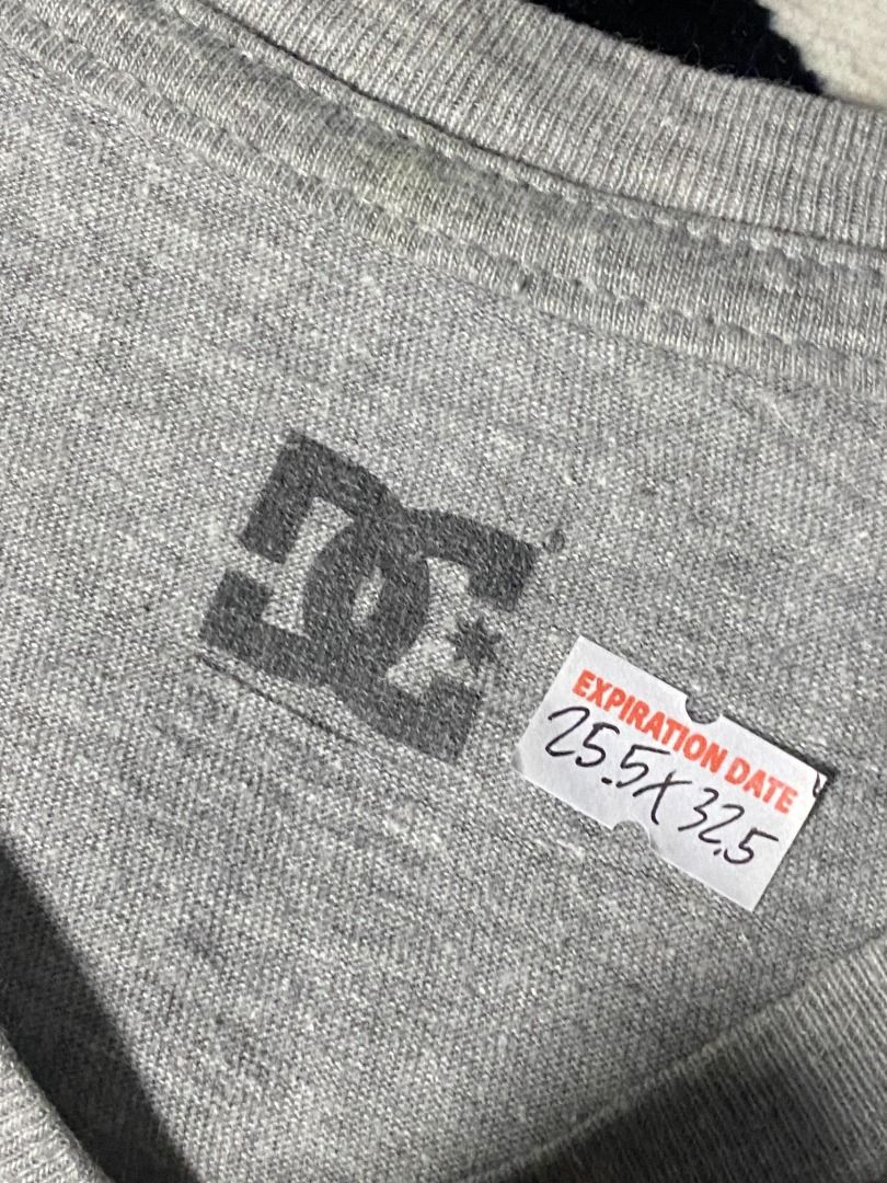 DC | skate shirt (Category: Tshirts & Polo Shirts ) located in Las Pinas. Submitted by all_details_posted (Listing ID 1463147490, Image 2). Description: small lints, crackprints.
