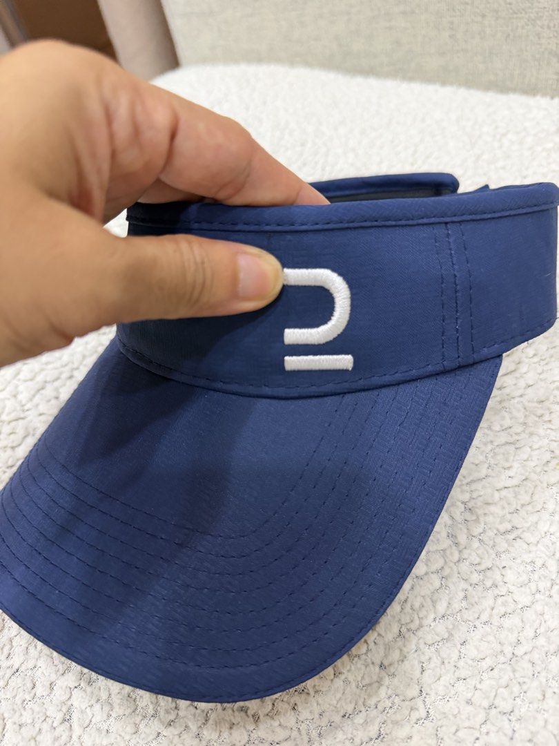 Brand New: Decathlon Visor (Category: Hats & Beanies) located in Pasig City. Submitted by jgbeautique (Listing ID 1463246604, Image 2). Description: Gifted but never used coz I’ve got too many visors.