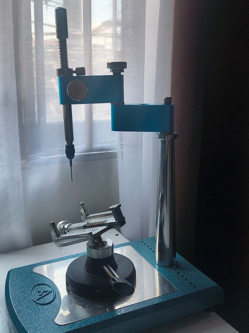 DENTAL SURVEYOR (Category: Medical Supplies & Tools) located in Manila. Submitted by xtoothfairyx (Listing ID 1463171609, Image 1). Description: Og price around 2k RFS: not using anm Minor flaw: missing 1 screw for the arm (does not affect performance or usage 📍 Sampaloc, Manila (Near UST) Lalamove.