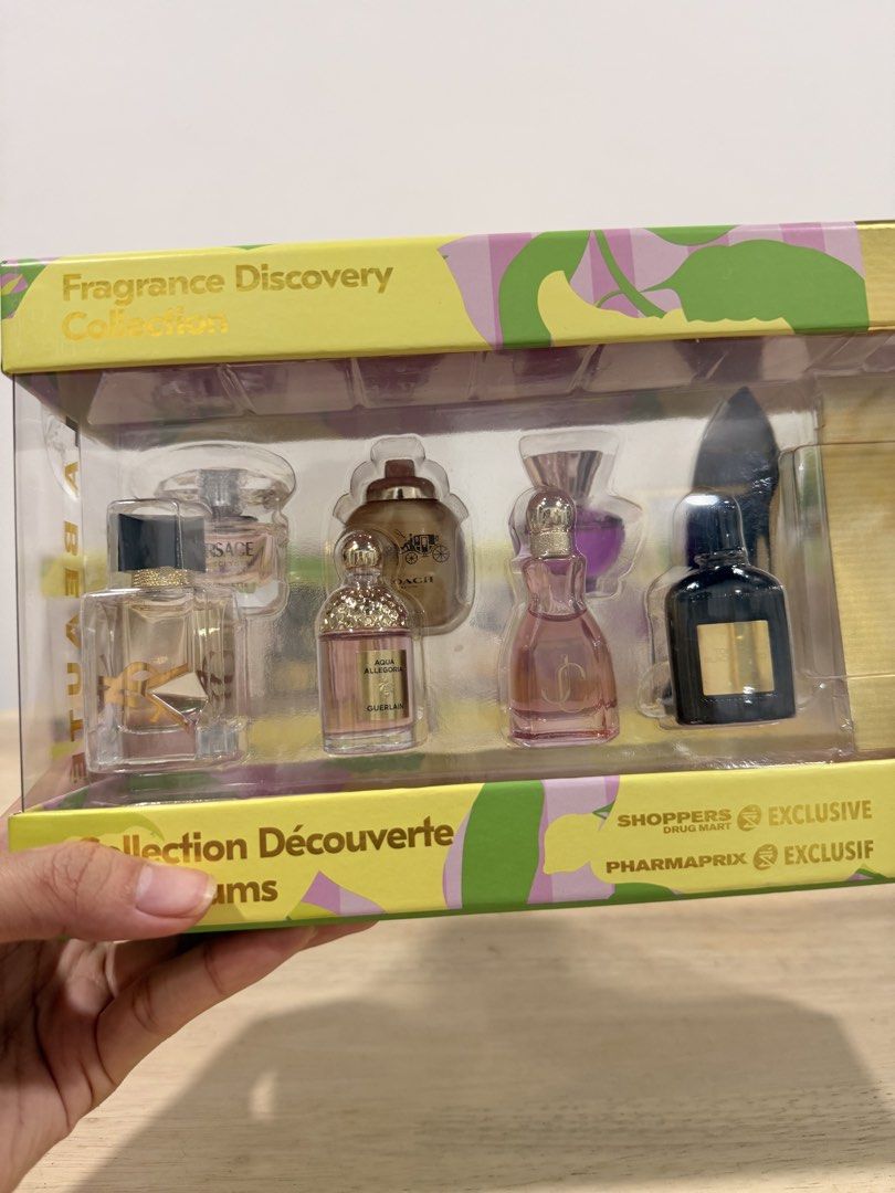 Designer’s Mini Perfume Set (8 mini pcs) (Category: Fragrance & Deodorants) located in Rizal. Submitted by ecrystalsph (Listing ID 1463123033, Image 1). Description: - Shoppers Drug Mart exclusive fragrance discovery collection - Includes 5 mini perfumes from various brands - Ideal for sampling new scents - Makes a great gift or personal treat - Comes in original packaging ✨ ONHAND: Designer Mini Perfumes Set ‼️✨ Get your hands on 100% authentic 