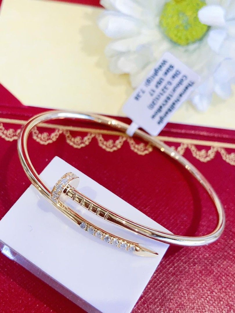 dia nail bangle 18k gold (Category: Bracelets) located in Manila. Submitted by primejewelry (Listing ID 1463227133, Image 1). Description: .