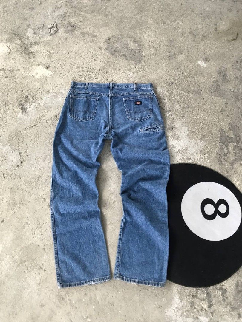 Dickies Blue Denim Carpenter Pants Style (Category: Jeans) located in Bayambang. Submitted by marvinarenasph (Listing ID 1463170217, Image 1). Description: Dickies Denim Carpenter Pants Size: 38x34 on tag Size 38 ontag Length 44.5 leg opening: 9.5 Good Condition Price: 499 📍Location Bautista Pangasinan.