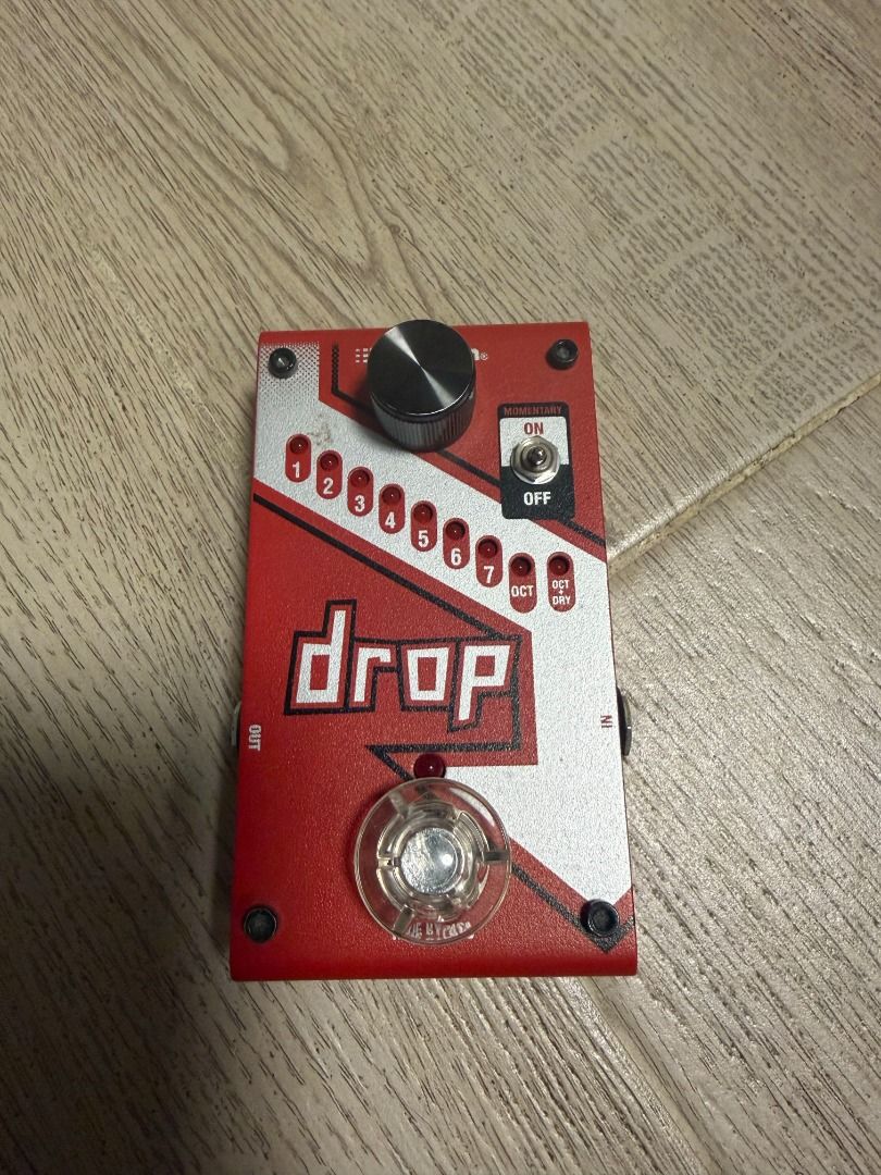 DigiTech Drop Polyphonic Drop Tuning Guitar Pedal （分類：樂器配件）位於 Hong Kong。 由 samwwwong 提交（商品編號 1463137580，圖片 2）。簡介： 連火牛同盒。 有意請PM. 大圍，旺角，九龍塘交收 DigiTech Drop pedal for sale. Great for changing your guitar's tuning on the fly. Has different drop settings and a momentary switch. Works well. Power supply input is visible.。