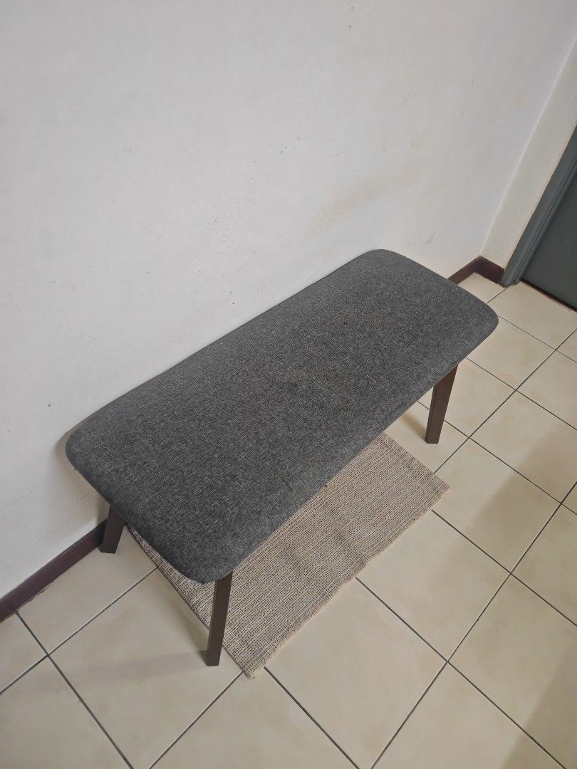 Dining Table Set (Category: Tables & Sets) located in Kuala Lumpur. Submitted by fathimza91584 (Listing ID 1463282845, Image 2). Description: Table, 2 chairs and a bench.