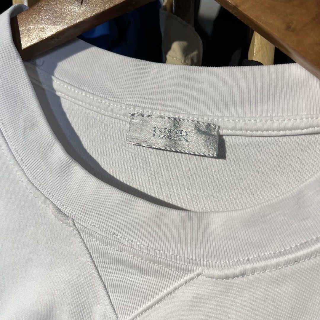 Dior Embroid Script Tee (Category: Tshirts & Polo Shirts ) located in Kabasalan. Submitted by yourgamiii (Listing ID 1463301385, Image 3). Description: Dior Embroid Script Tee Small (19x25) Excellent No Issue.