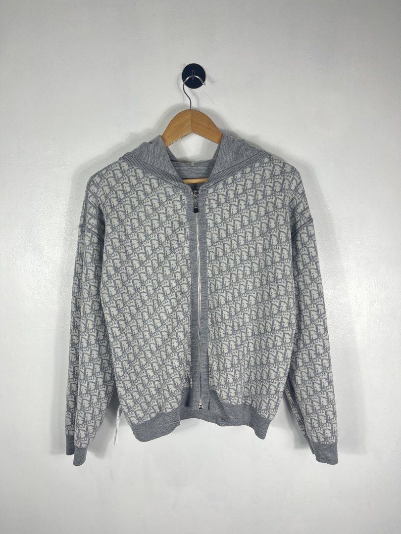 Dior Reversible jacket (Category: Coats, Jackets and Outerwear) located in Bacolod City. Submitted by piquedup.ph_v2 (Listing ID 1463193161, Image 3). Description: Dior Reversible Jacket -Authentic Size: | 21x24 Condition: Excellent Color rate: 10/10 (Color may vary to lighting) Flaws: None.
